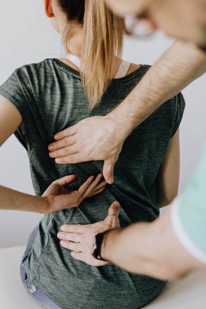 Chiropractic back pain treatment