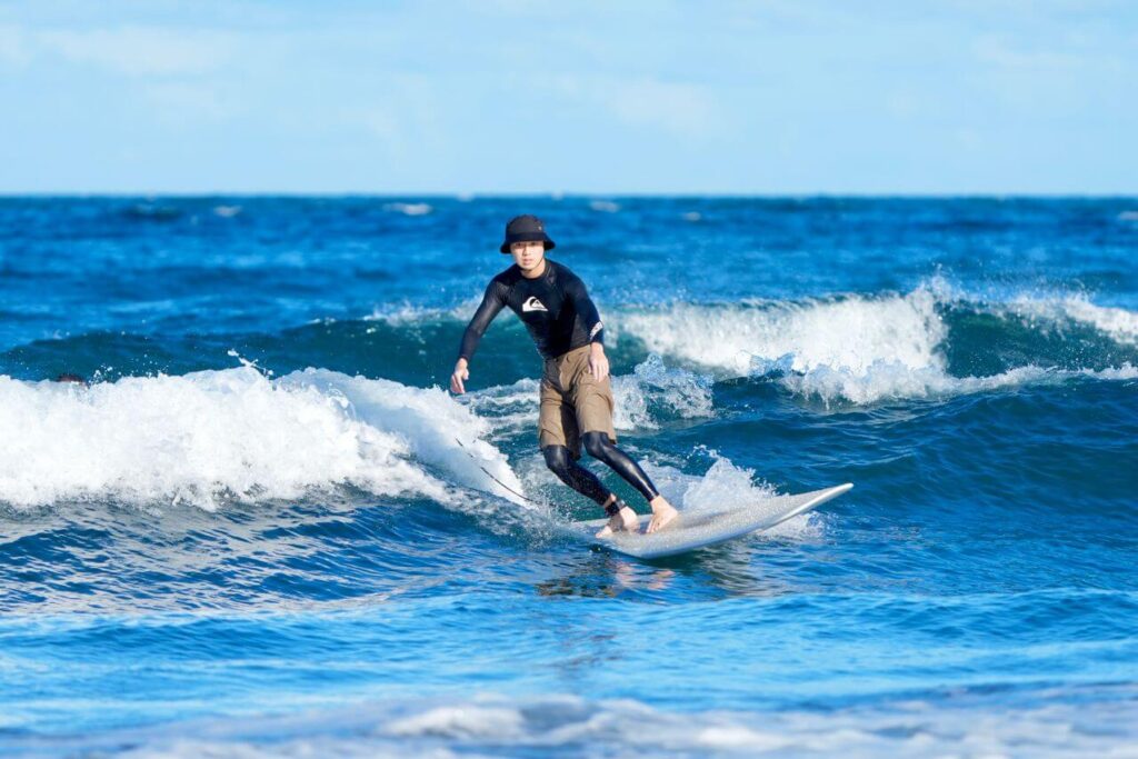 Surfer habits of Pacific Beach that cause chronic back pain